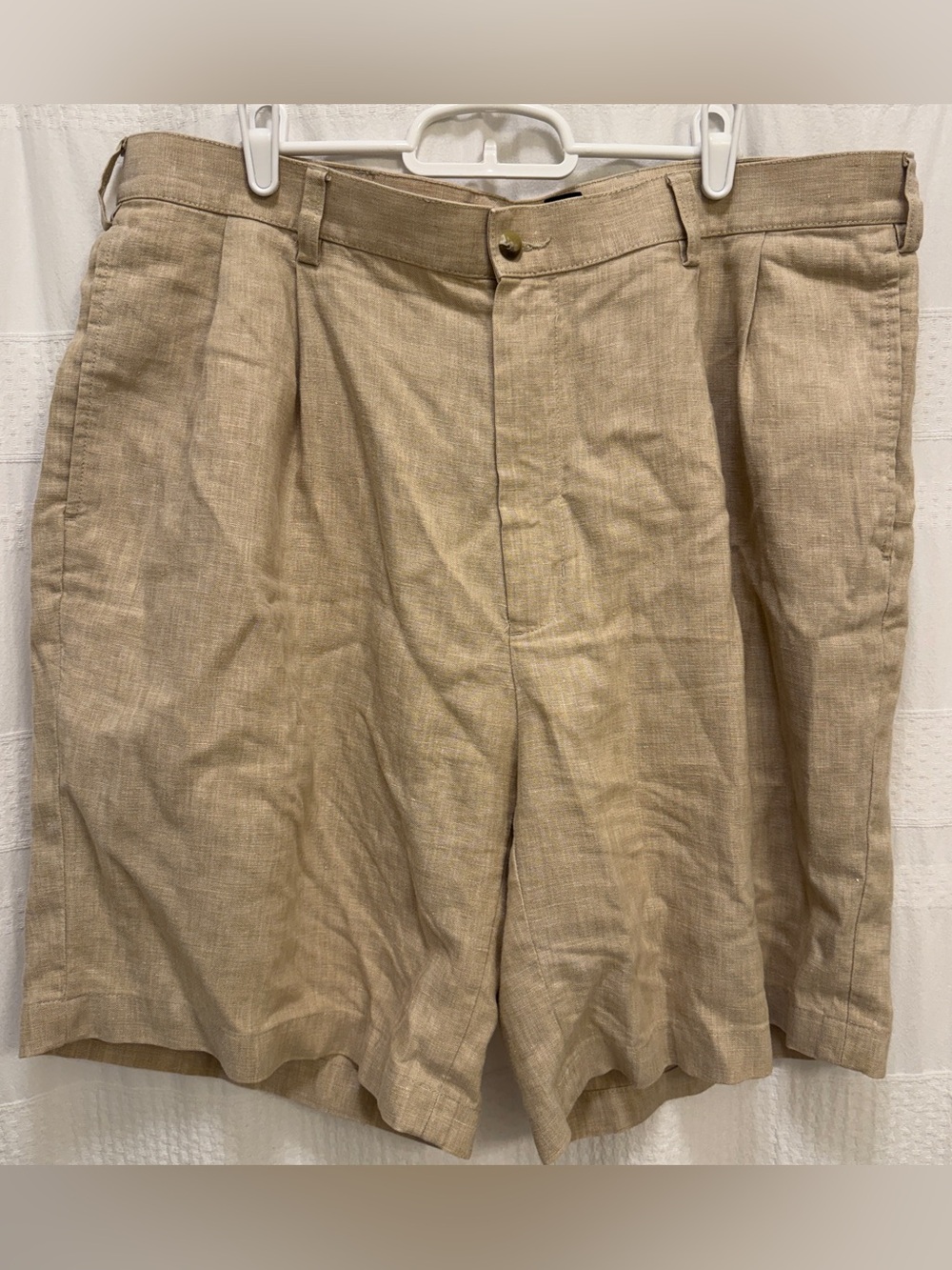 Jos A Bank 100% Linen Shorts Khaki Tan Men’s 38 Pleated 9” Inseam Lightweight
